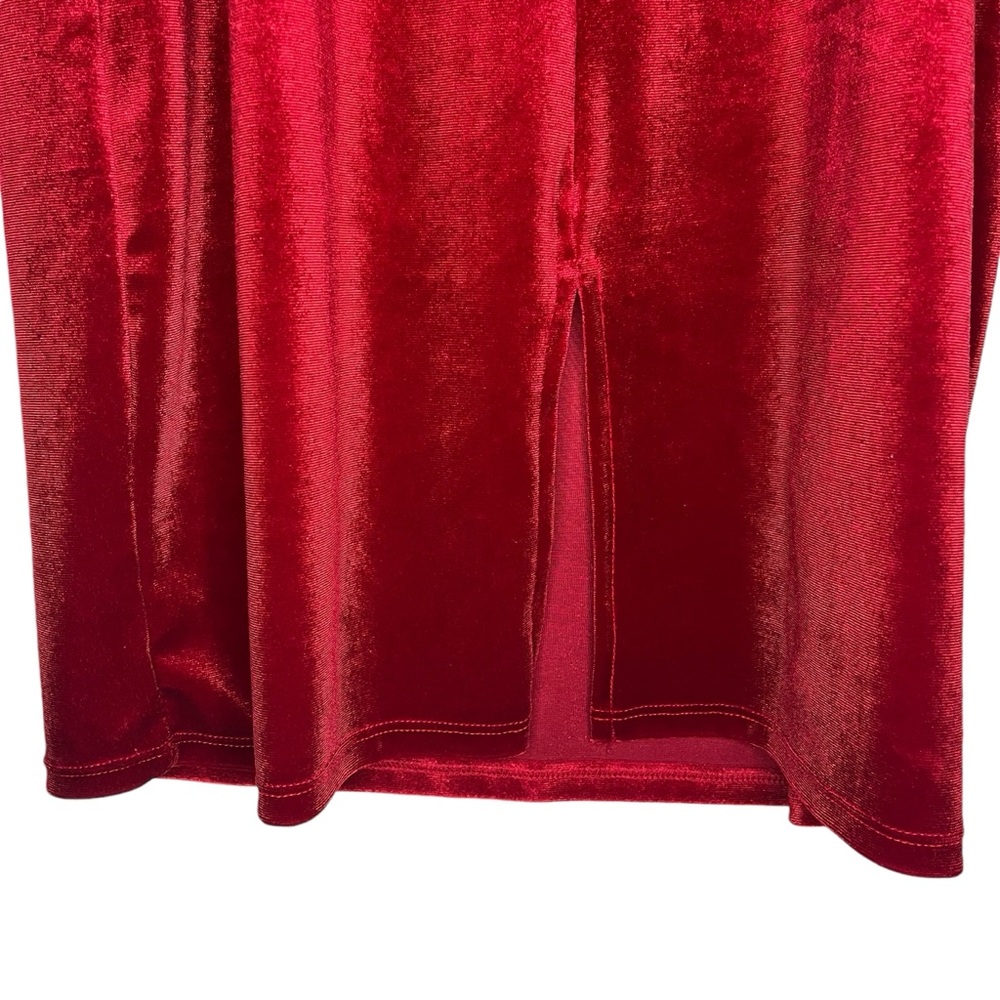 Red Velvet Gold Chain Strap Mini Dress - Picture 15 of 16